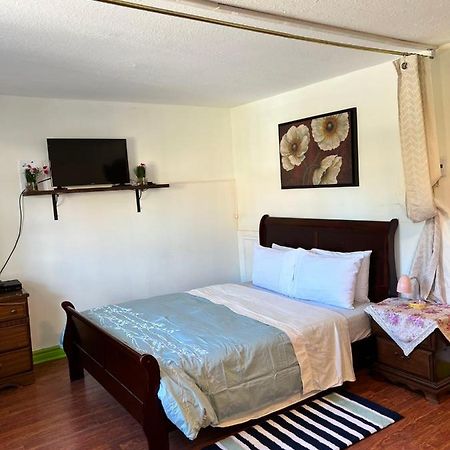 Apartment Avec Parking Prive Квебек Екстериор снимка