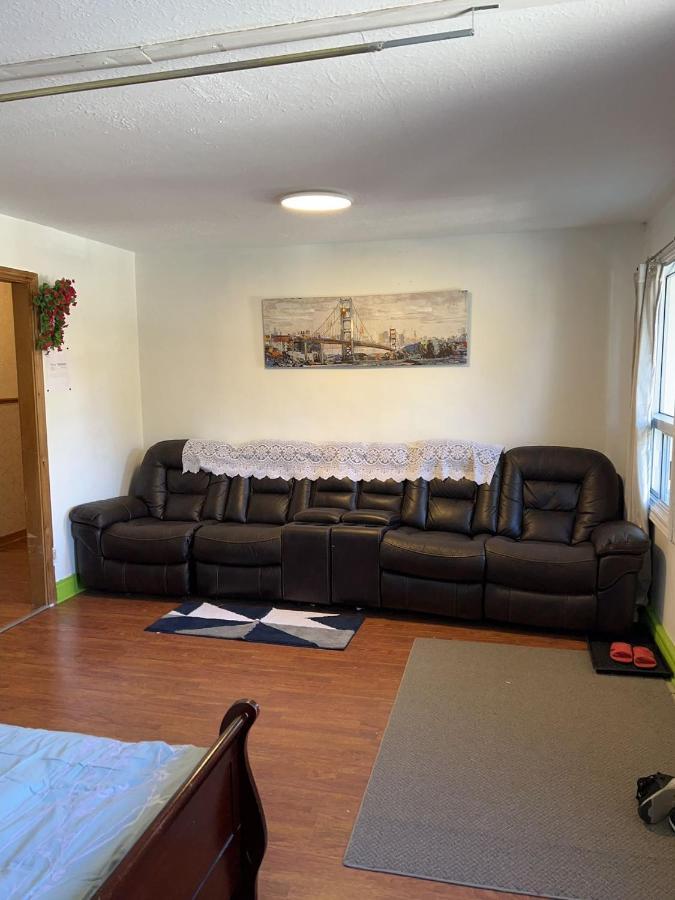 Apartment Avec Parking Prive Квебек Екстериор снимка