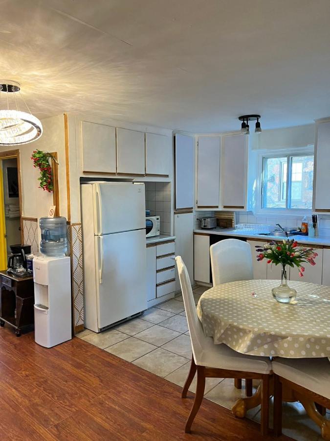 Apartment Avec Parking Prive Квебек Екстериор снимка