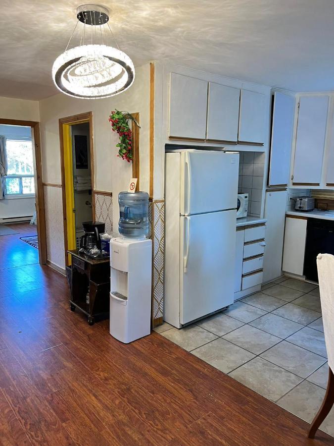 Apartment Avec Parking Prive Квебек Екстериор снимка